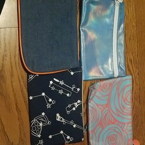 4 small makeup bags